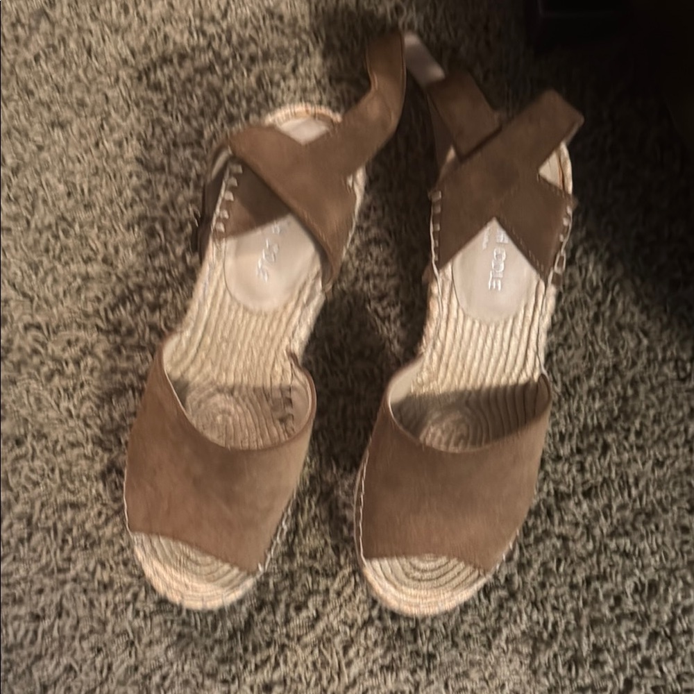 Kenneth Cole Brown Espadrille Sandals sz7